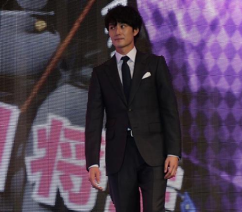 山崎贤人×三池崇史《JOJO》真人版电影明年上映插图6 山崎贤人×三池崇史《JOJO》真人版电影明年上映